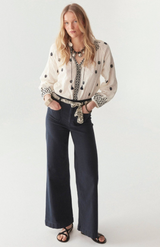 Maison Hotel Navy Edna Pant