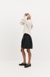 Harris Tapper Black Silk Voluminous Short