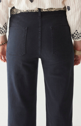 Maison Hotel Navy Edna Pant
