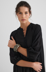 Laing Black Soleil Popover