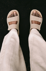 VEJA Taupe Almond Etna Sandal