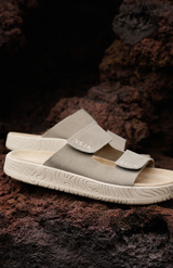 VEJA Taupe Almond Etna Sandal