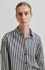 Second Female Trench Coat Aila Shirt