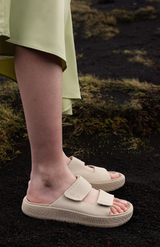 VEJA Pierre Almond Etna Sandal