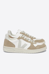 VEJA Natural Sahara V-10 Sneaker