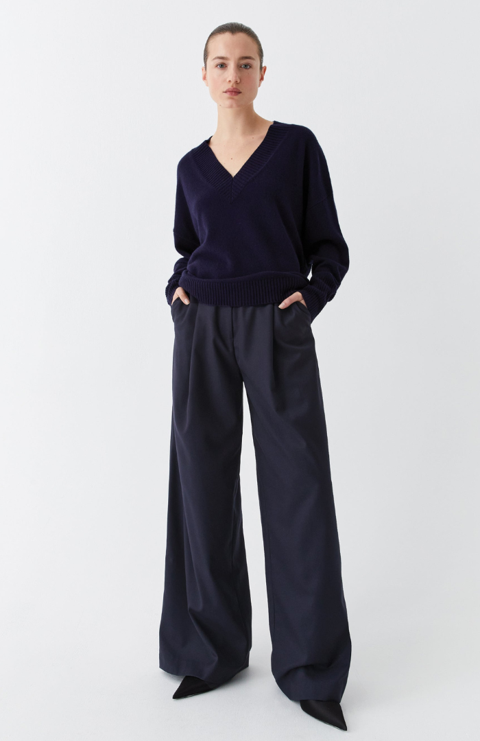 Morrison Navy Avon Pullover Knit