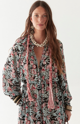 Maison Hotel Hot Pink Goa Scarf