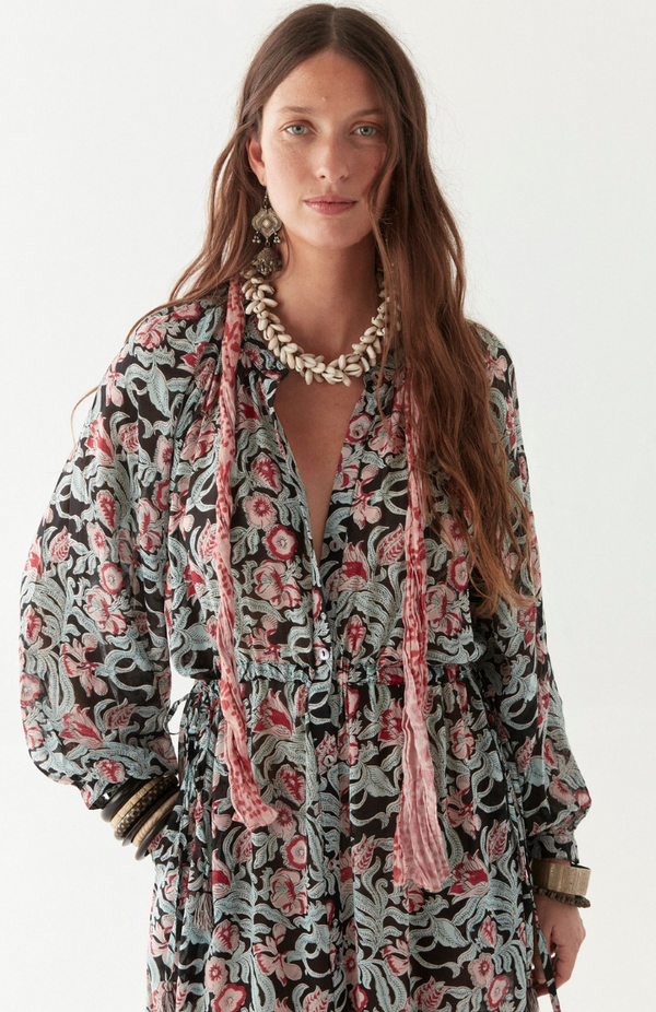 Maison Hotel Hot Pink Goa Scarf