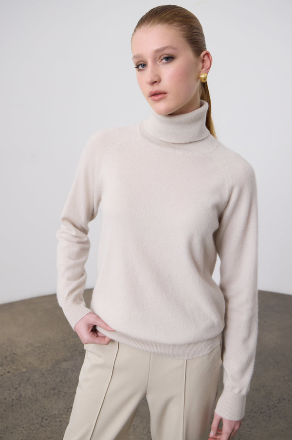 Laing Putty Ashwell Rollneck