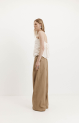 Harris Tapper Ivory Beru Top