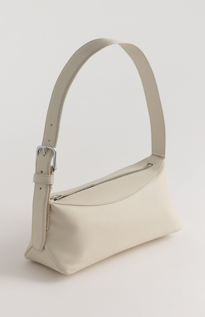 Yu Mei Cream Lambskin Bobby Bag