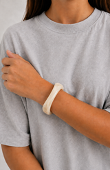 Mē The Label Beige Resin Bangle