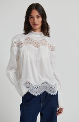 Second Female Tofu Tria Blouse