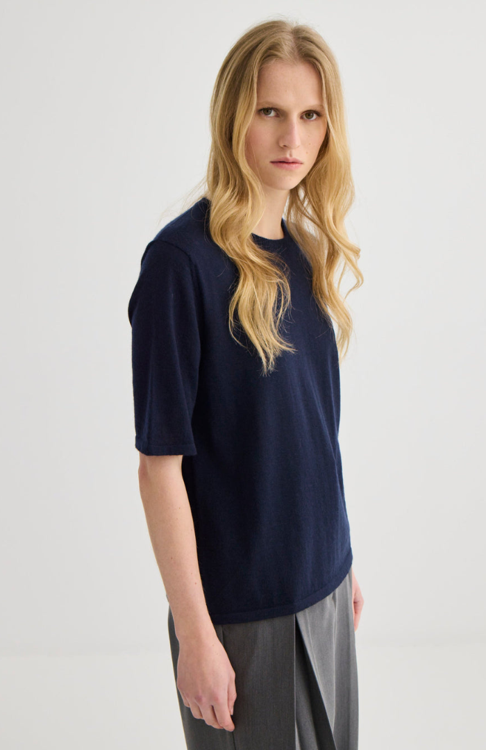Laing Midnight Featherlight Cashmere T-Shirt
