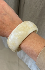 Mē The Label Milky Swirl Large Bangle