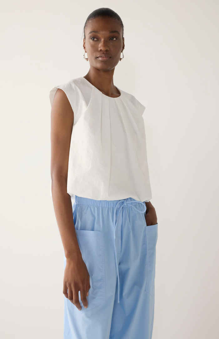 Foemina White Seersucker Jewel Top