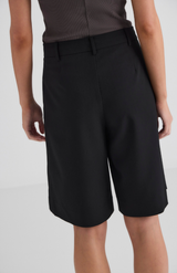 Laing Black Kelly Short
