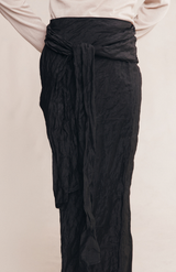 Marle Black Caster Skirt