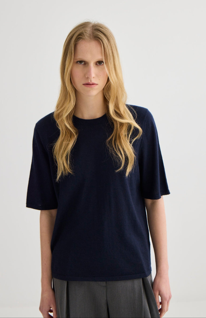 Laing Midnight Featherlight Cashmere T-Shirt