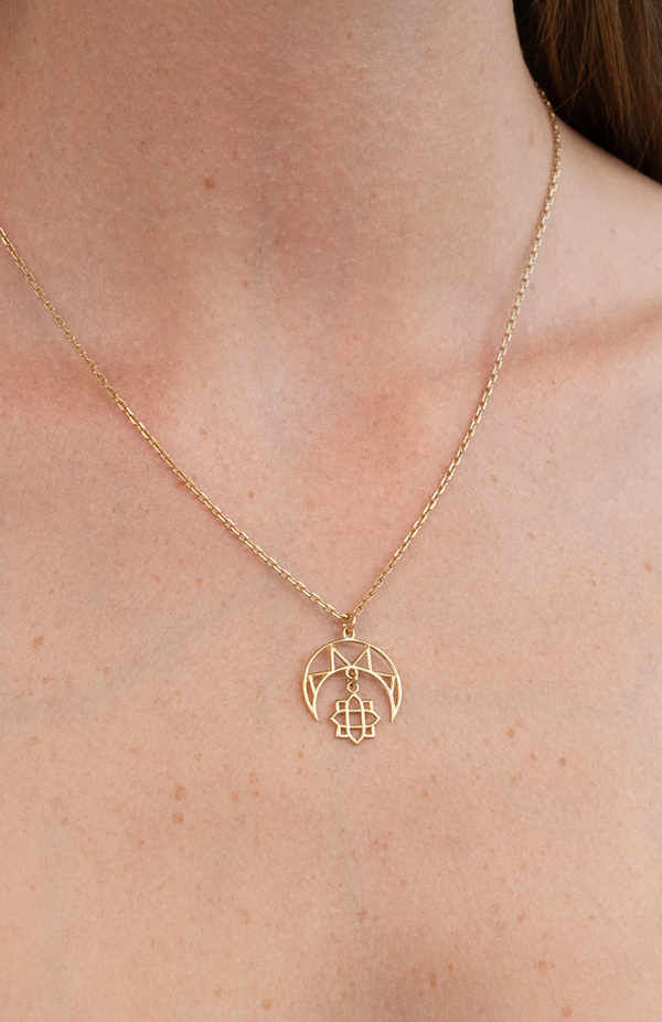 Zoe & Morgan 22k Gold Plate Balance Necklace