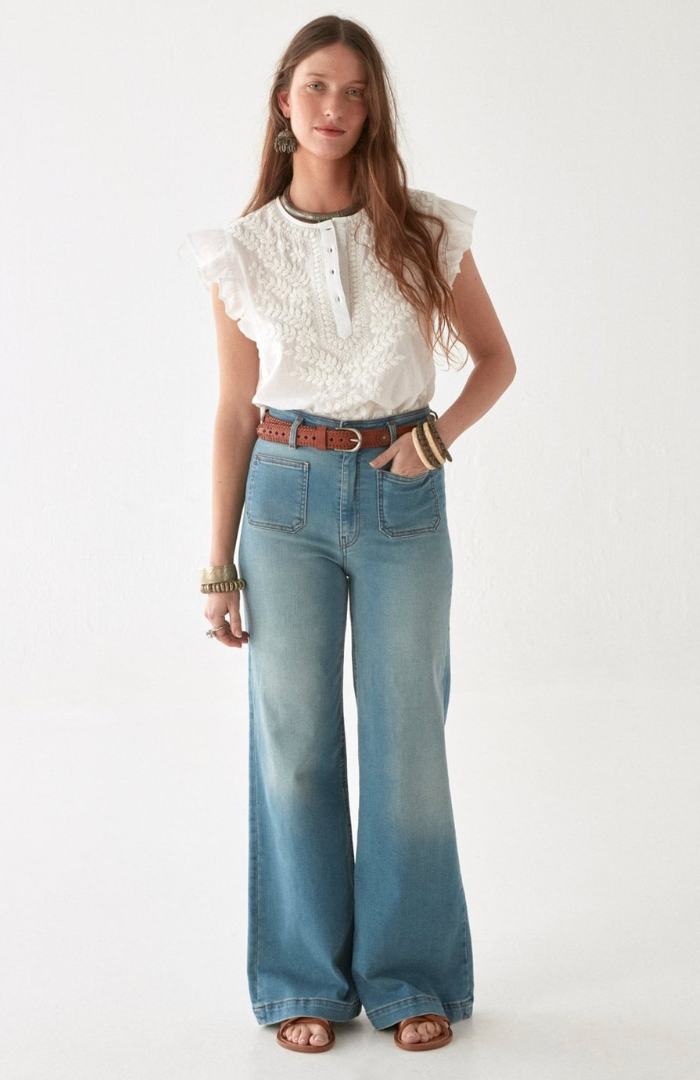 Maison Hotel Bianco Ashanti  Blouse