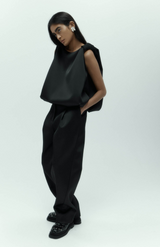Harris Tapper Black Knot Top