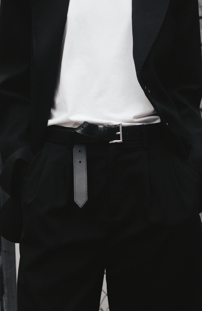 Rebe Black Square Buckle Belt